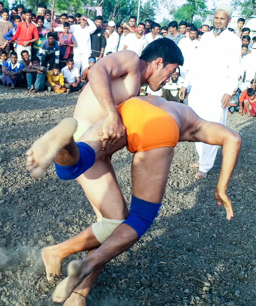 स्व. भास्करराव गरुड़ कुश्ती स्पर्धा का हुआ आयोजन | New India Times