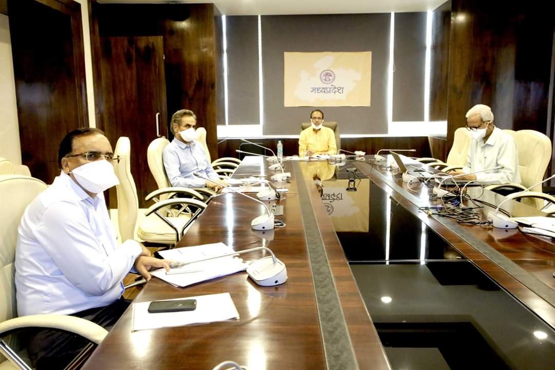 कोरोना प्रभावित जिलों में नहीं खुलेंगे सभी दफ्तर, प्रभावित जिलों में जारी रहेंगी केवल आवश्यक सेवाएं: मुख्यमंत्री शिवराज सिंह चौहान | New India Times