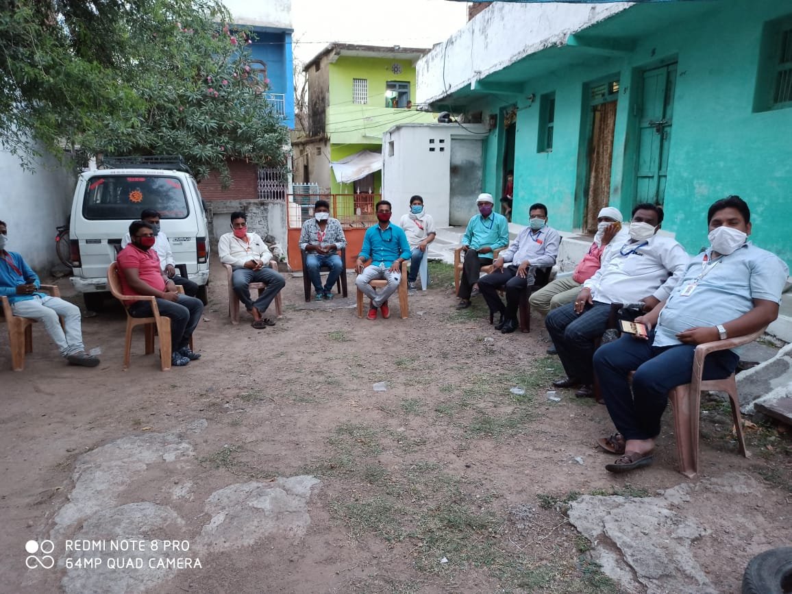 लाॅक डाउन के दौरान न्यूज कवर करने वाले पत्रकारों को पुलिस प्रशासन द्वारा परेशान किए जाने को लेकर पत्रकारों ने की आपात बैठक | New India Times