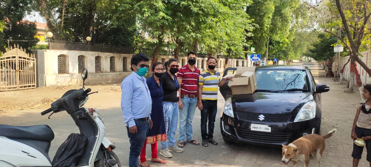 'कोई भूखा न सोए' अभियान के तहत गौरवशाली सामाजिक संस्था का<br>लगातार प्रयास है जारी, जरूरतमंदों को उपलब्ध कराया जा रहा है भोजन | New India Times