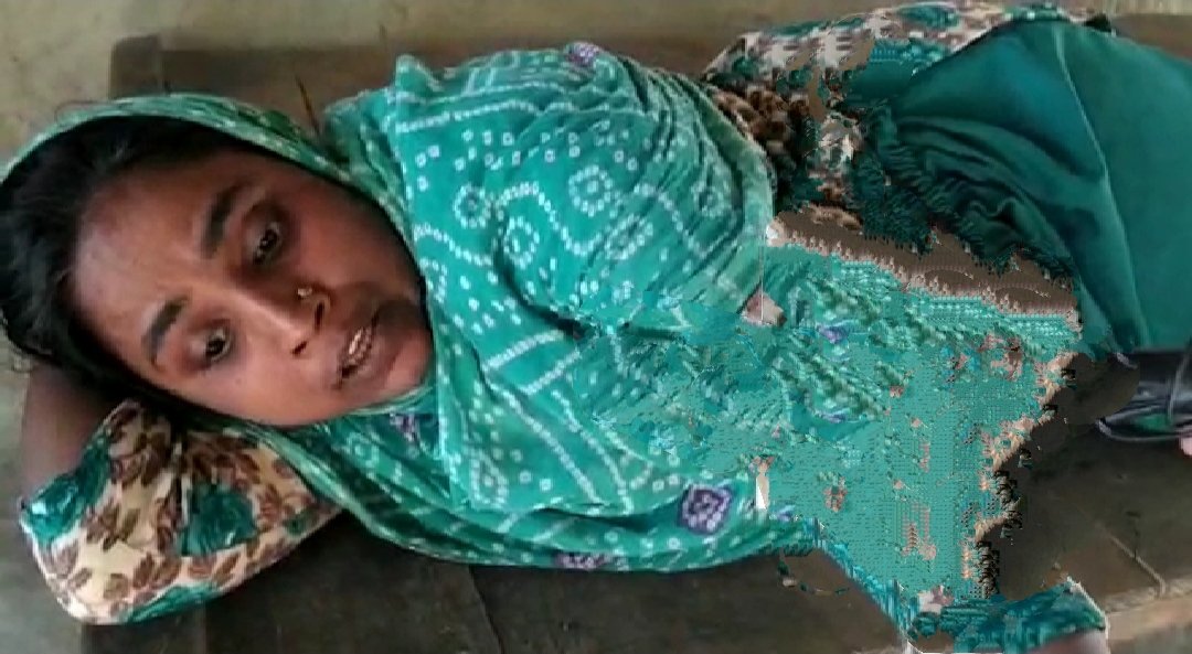 रंजिश में गर्भवती महिला की दबंगों ने की जमकर पिटाई, पुलिस पर महिला का मेडिकल करवाने के बजाये महिला के साथ गाली-गलौज करने का आरोप | New India Times