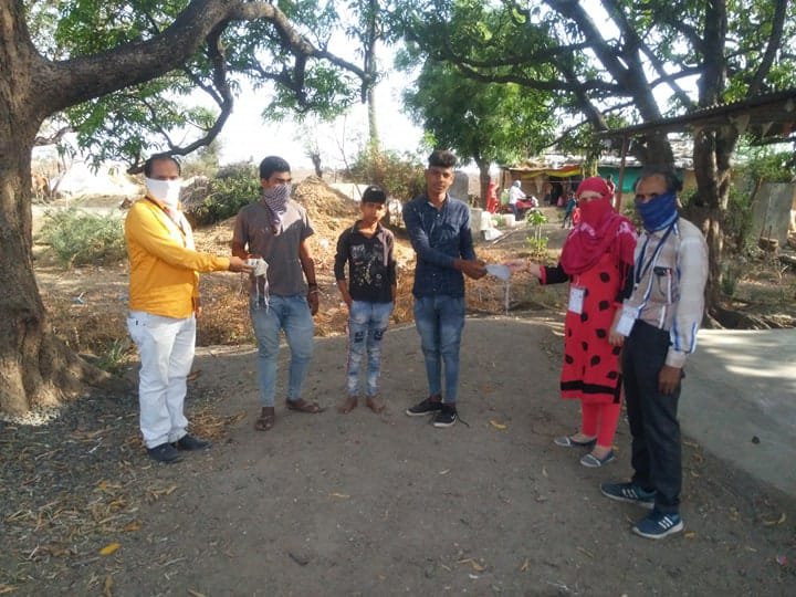 विधिक जागरूकता शिविर एवं कोरोना संक्रमण से बचाव को लेकर लोगों को किया गया जागरूक | New India Times