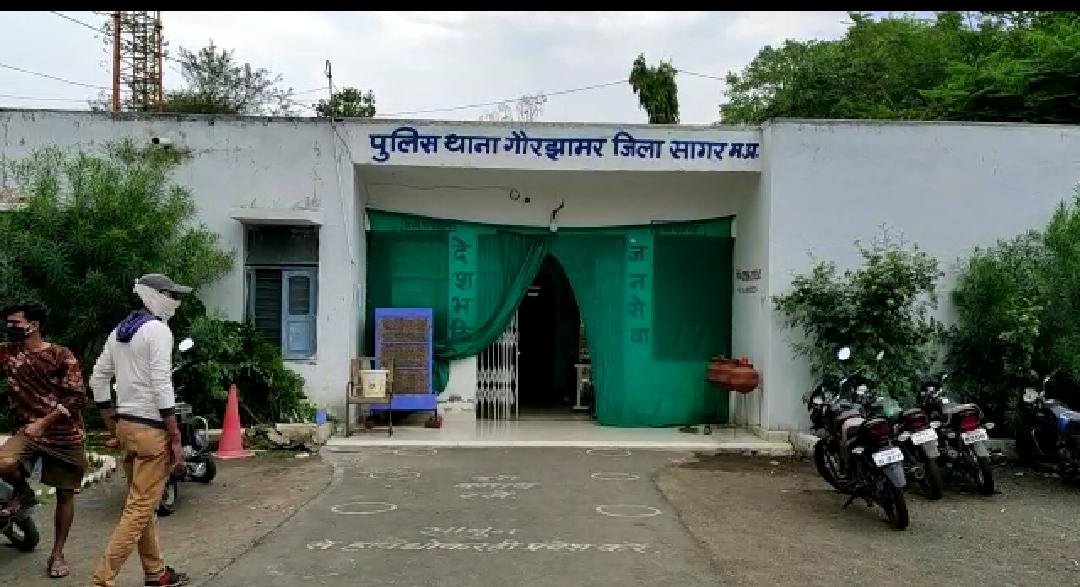 गौरझामर क्षेत्र में खुलेआम चल रहा है जुआ सट्टा व अवैध शराब का कारोबार, पुलिस प्रशासन बनी हुई है मौन | New India Times