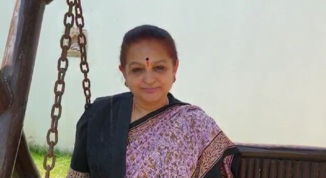 पूर्व मंत्री श्रीमती अर्चना चिटनीस ने कोरोना से जंग जीतने वाले बुरहानपुर के 13 योद्धाओं का किया अभिनंदन | New India Times