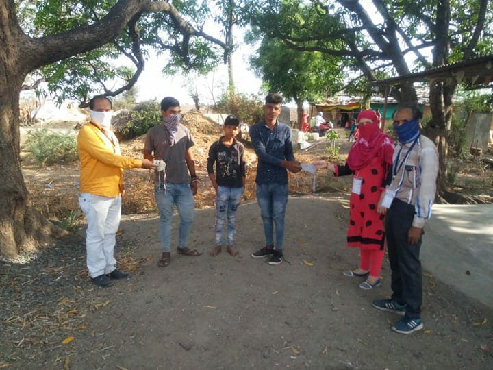 विधिक जागरूकता शिविर एवं कोरोना संक्रमण से बचाव को लेकर लोगों को किया गया जागरूक | New India Times