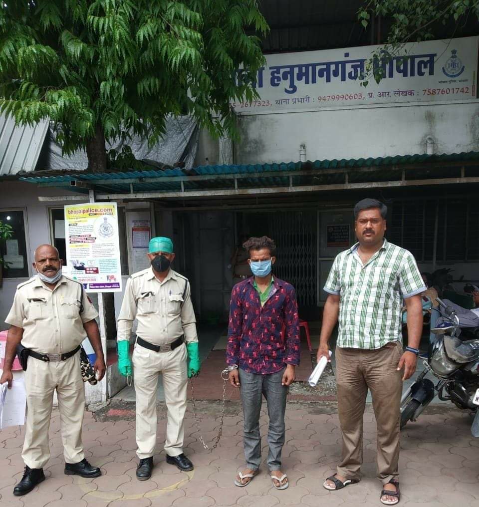 एक शातिर चोर गिरफ्तार, नशा व जुआ की लत को पूरा करने के लिए करता था चोरी | New India Times