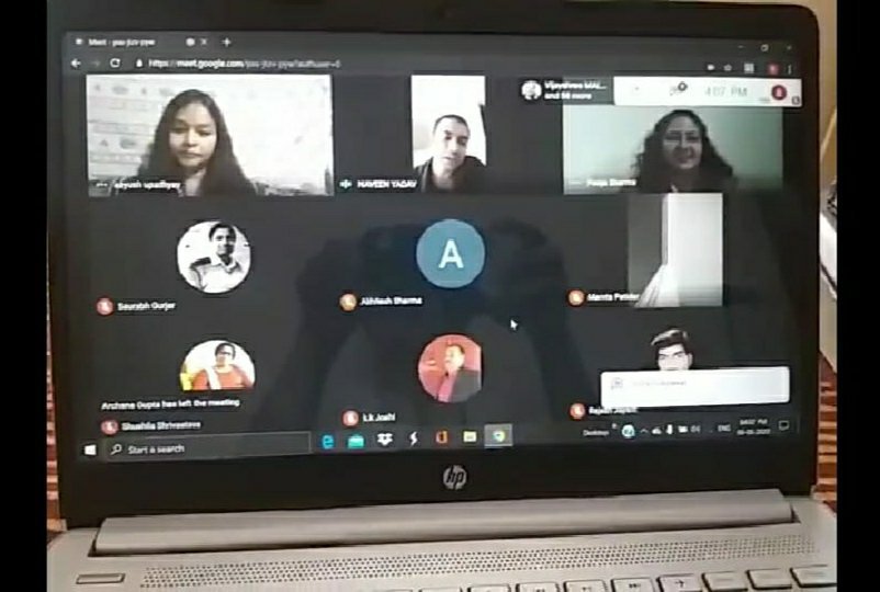 मनावर कॉलेज में किया गया एक दिवसीय वैबीनर का आयोजन | New India Times