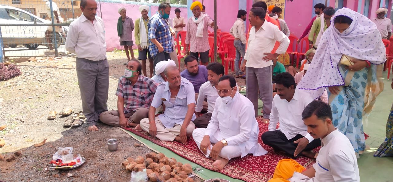 विधायक के खिलाफ एफआईआर दर्ज: कांतिलाल भूरिया ने झुठी वाह वाही लूटने के चक्कर में तोड़ा लॉक डाउन: भाजपा जिलाध्यक्ष ठकराला | New India Times