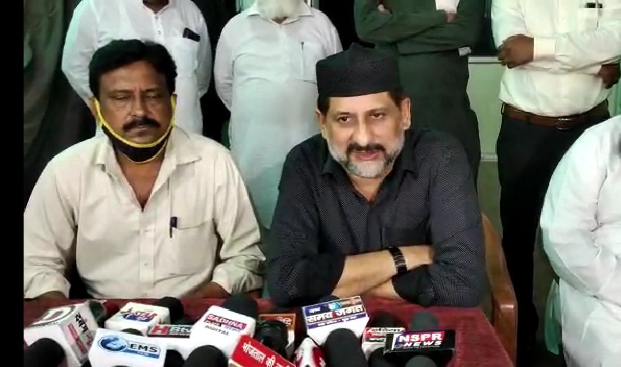 शिवराज सरकार द्वारा त्योहारों पर लाॅकडाउन लगाए जाने के फैसले के विरोध में आम जनता अपने मकानों, दुकानों सहित प्रमुख चैराहों पर काले झंडे लगा कर इस फैसले का करेगी विरोध: विधायक आरिफ मसूद | New India Times