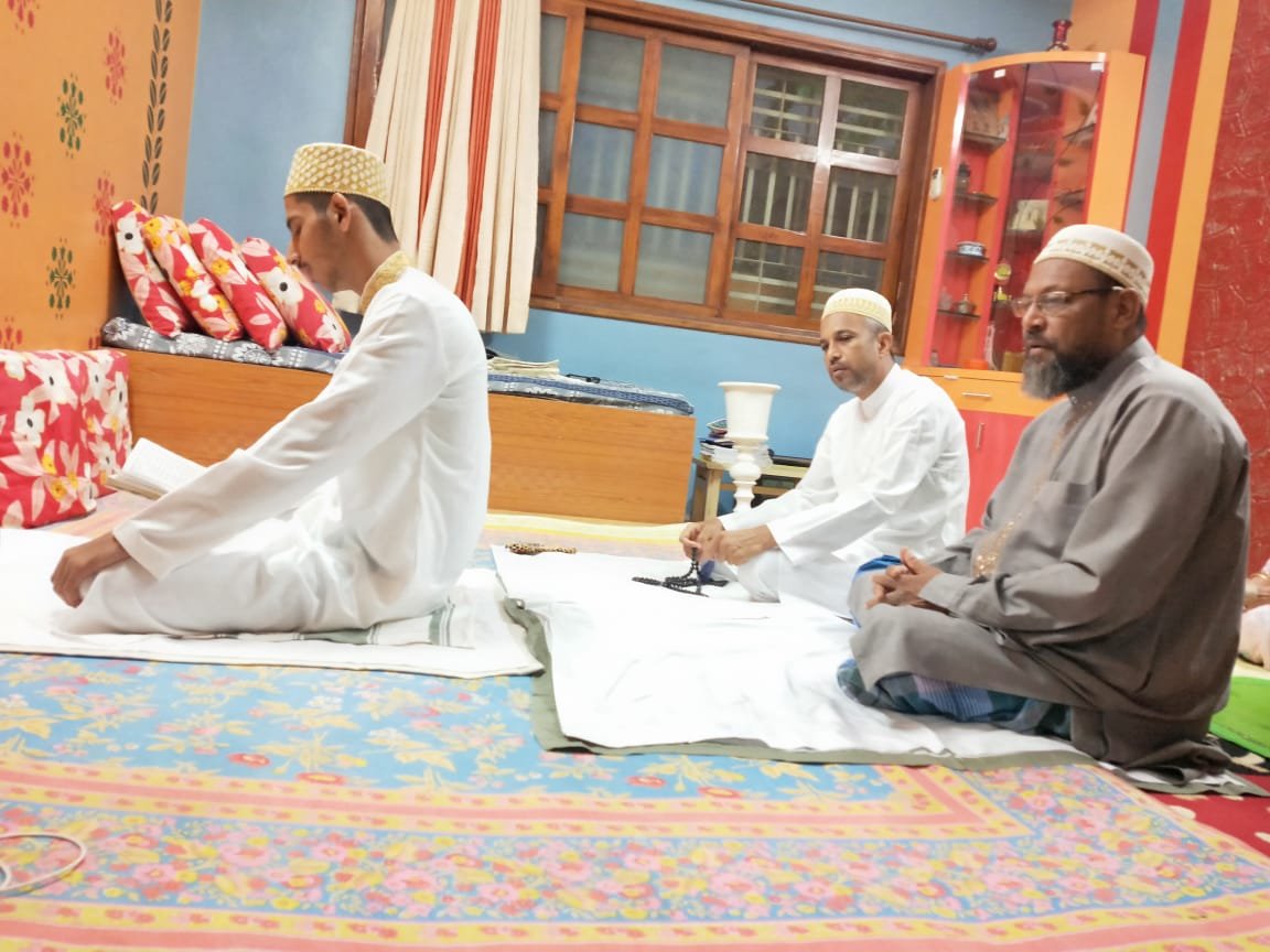 बोहरा समाज ने विशेष नमाज़ अदा कर सादगी के साथ घरों में मनाई ईद उल अज़हा (बकरा ईद) | New India Times