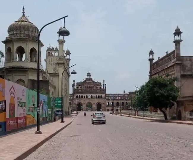 लखनऊ जिला में आवश्यक सेवाओं को छोड़कर बाक़ी सब दो दिन संपूर्ण लाॅकडाउन के दौरान रहेगा बंद | New India Times