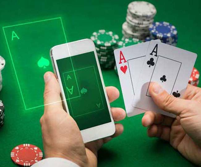 युवा जिंदगियों को तबाह करने पर तुला है ऑनलाइन जुआ का अवैध कारोबार, सरकारी तंत्र की उदासीनता के चलते सटोरी प्रतिदिन कर रहे हैं लाखों के वारे न्यारे 2 युवा जिंदगियों को तबाह करने पर तुला है ऑनलाइन जुआ का अवैध कारोबार, सरकारी तंत्र की उदासीनता के चलते सटोरी प्रतिदिन कर रहे हैं लाखों के वारे न्यारे | New India Times