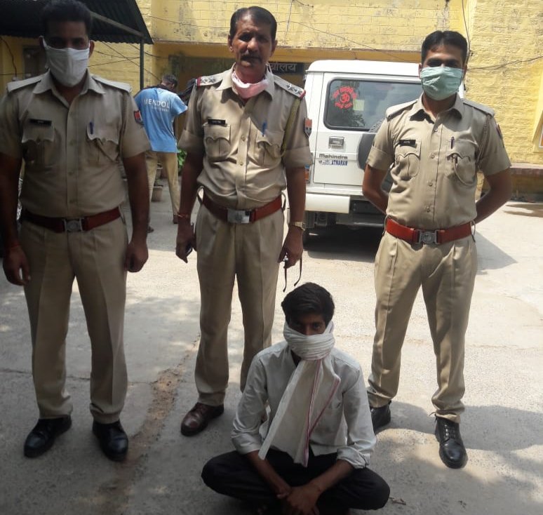 पुलिस अधीक्षक केसर सिंह शेखावत के नेतृत्व में लगातार दूसरे दिन जारी रहा अवैध हथियारों की धरपकड़ का विशेष अभियान | New India Times