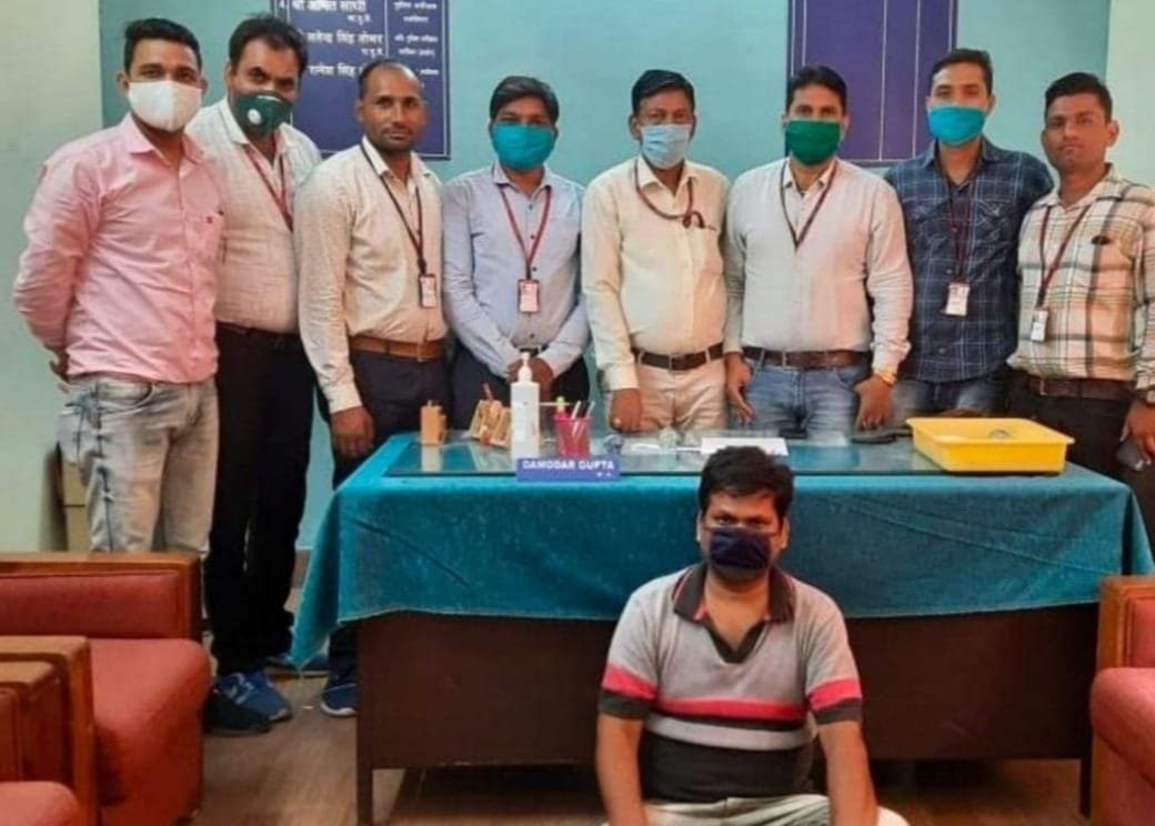 क्राइम ब्रांच पुलिस ने फरार इनामी वारंटी बदमाश को किया गिरफ्तार | New India Times