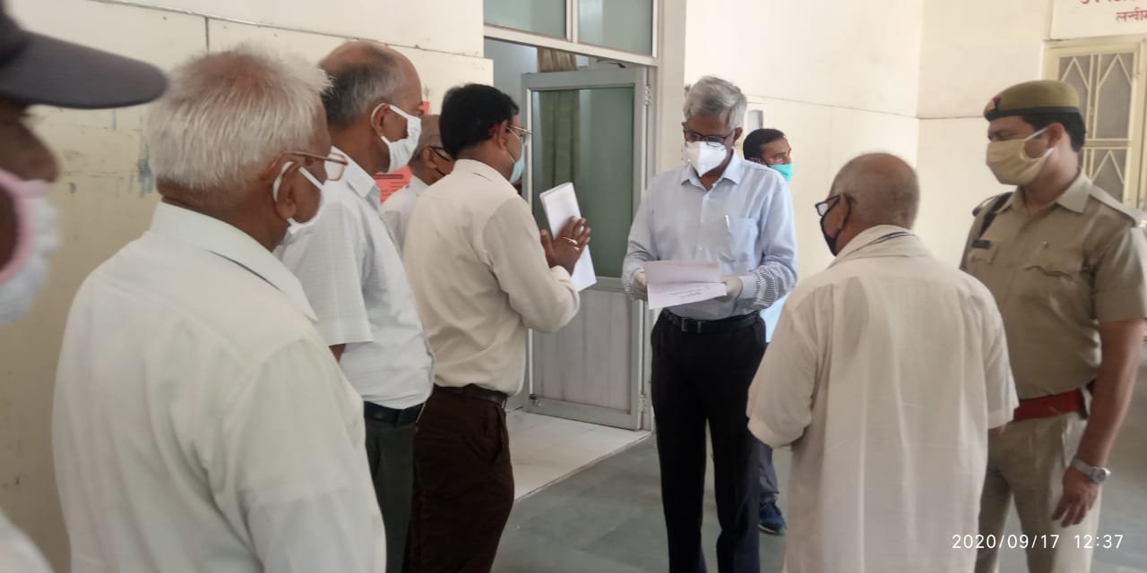 मुंबई में पूर्व सैनिक के साथ हुई घटना के विरोध में राष्ट्रपति को भेजा ज्ञापन | New India Times