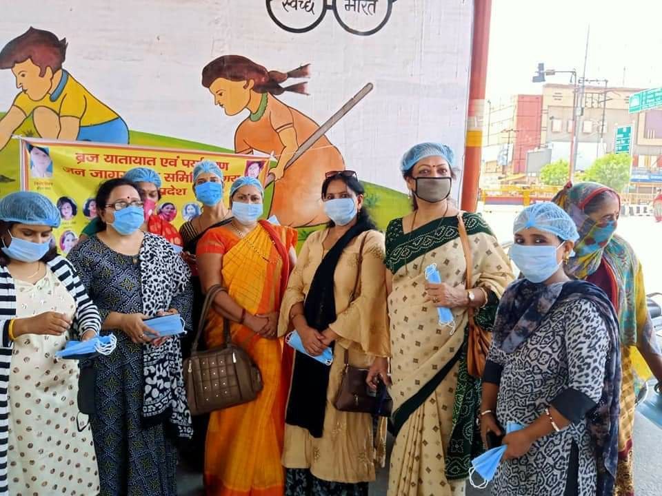 ब्रज यातायात एवं पर्यावरण जन जागरूकता समिति द्वारा चलाया जा रहा महा अभियान अब पहुंचा आगरा, हमारा अभियान लगातार जारी रहेगा: जिला अध्यक्ष श्रीमती रेखा शर्मा | New India Times