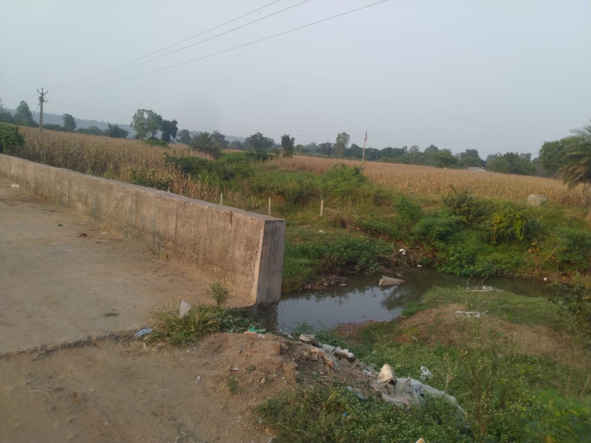 अधूरी पुलिया निर्माण से जनता परेशान | New India Times