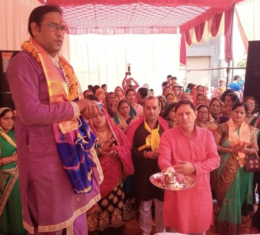 कोरोना काल में समाज के लिए विशेष सेवा करने वाले समाजसेवियों को किया गया सम्मानित, जगत के कल्याण के लिए किया गया सुंदर पाठ का आयोजन 4 कोरोना काल में समाज के लिए विशेष सेवा करने वाले समाजसेवियों को किया गया सम्मानित, जगत के कल्याण के लिए किया गया सुंदर पाठ का आयोजन | New India Times