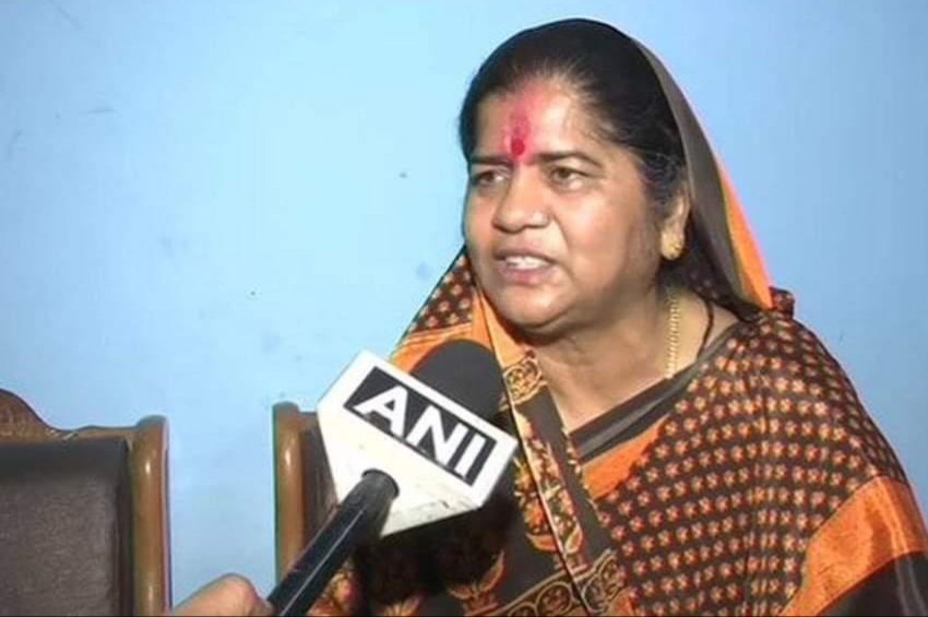 डबरा से भाजपा प्रत्याशी इमरती देवी के प्रचार पर लगा एक दिन का रोक | New India Times