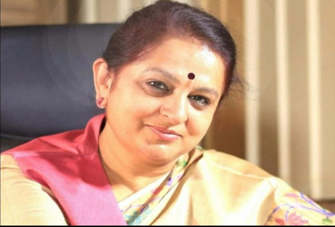 पूर्व कैबिनेट मंत्री श्रीमती अर्चना चिटनीस ने राष्ट्रीय प्रेस दिवस की पत्रकारों को दी बधाई | New India Times