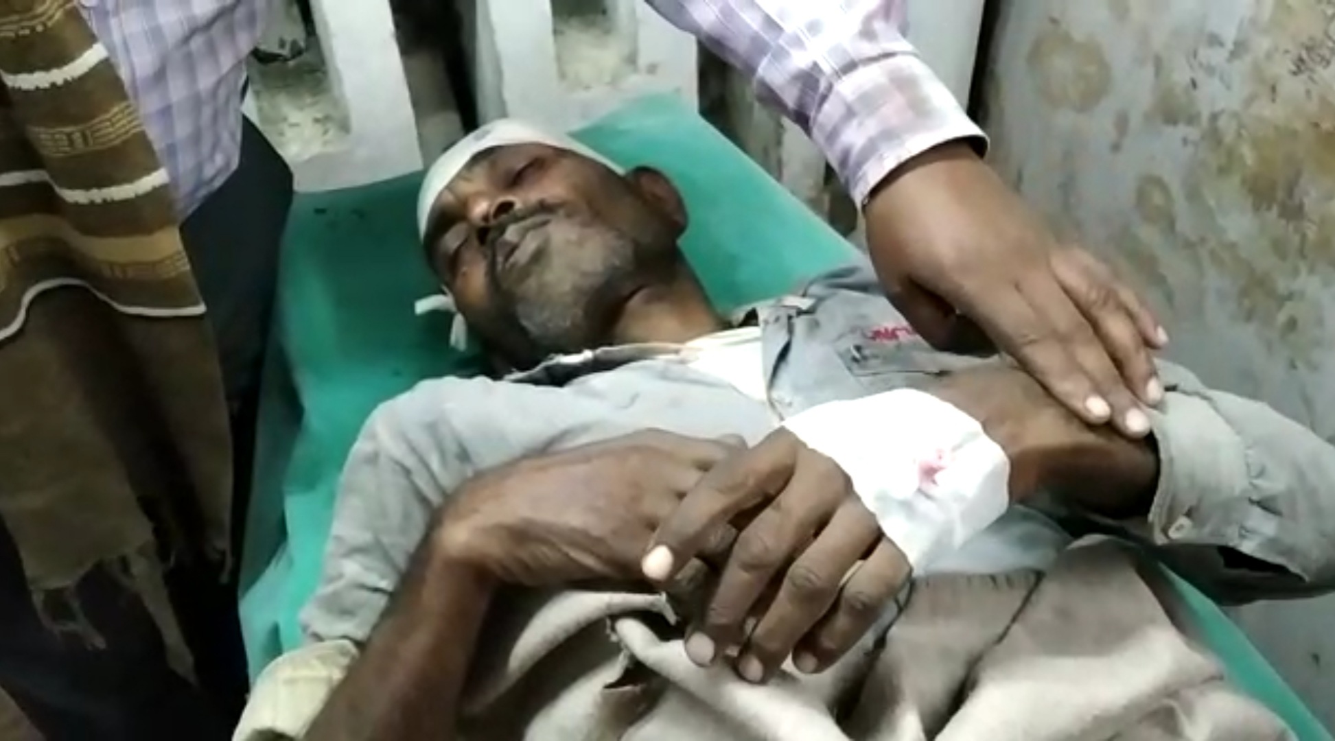 दबंग ने पिस्टल लहराते हुए परिवार पर किया जानलेवा हमला, कई घायल | New India Times