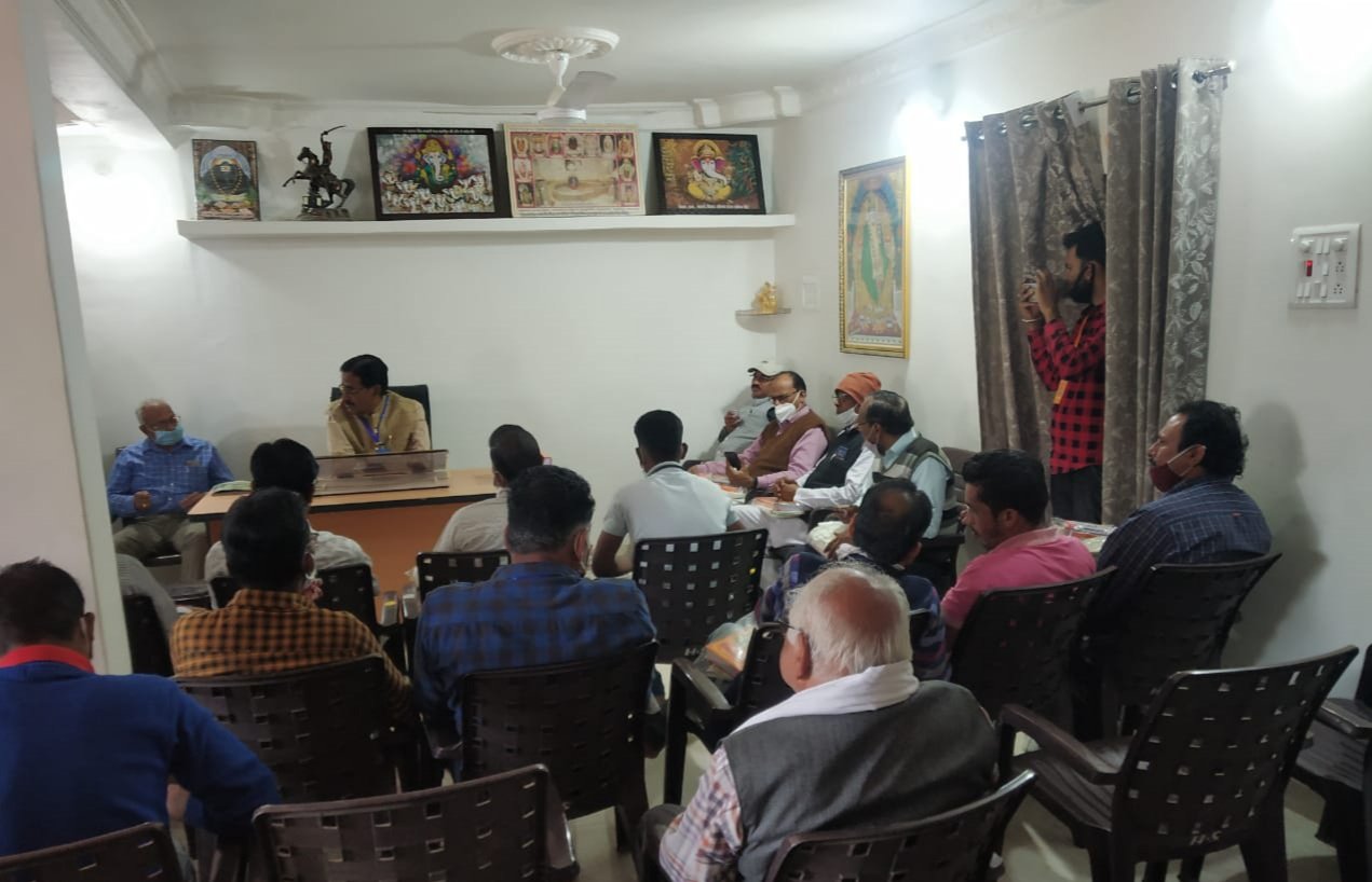 पूर्व कैबिनेट मंत्री व वर्तमान विधायक हर्ष यादव ने किया पत्रकार मिलन समारोह का आयोजन, देवरी विधानसभा क्षेत्र के लगभग समस्त पत्रकार हुए शामिल | New India Times