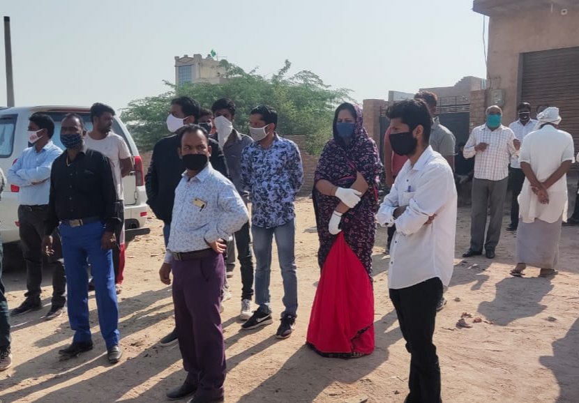 नगर निगम महापौर सुशीला कंवर राजपुरोहित निगम के सफाई कार्मियों और संसाधनों के साथ मुख्य मार्गों, हाइवे और रामपूरा बाईपास पहुंच कर किया सफाई अभियान का आगाज़ | New India Times