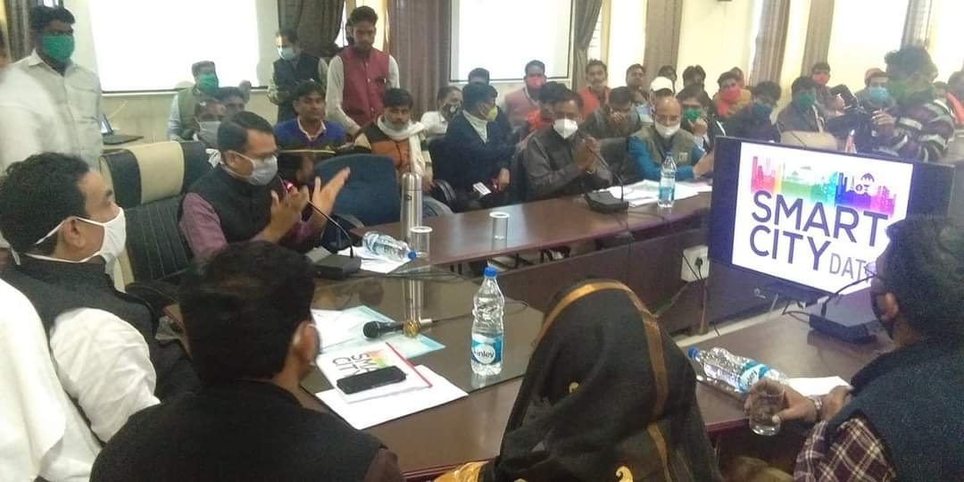 ऐसे कार्य हों जिनका लोग लंबे समय तक उपयोग करें: गृह मंत्री डाॅ. मिश्र | New India Times