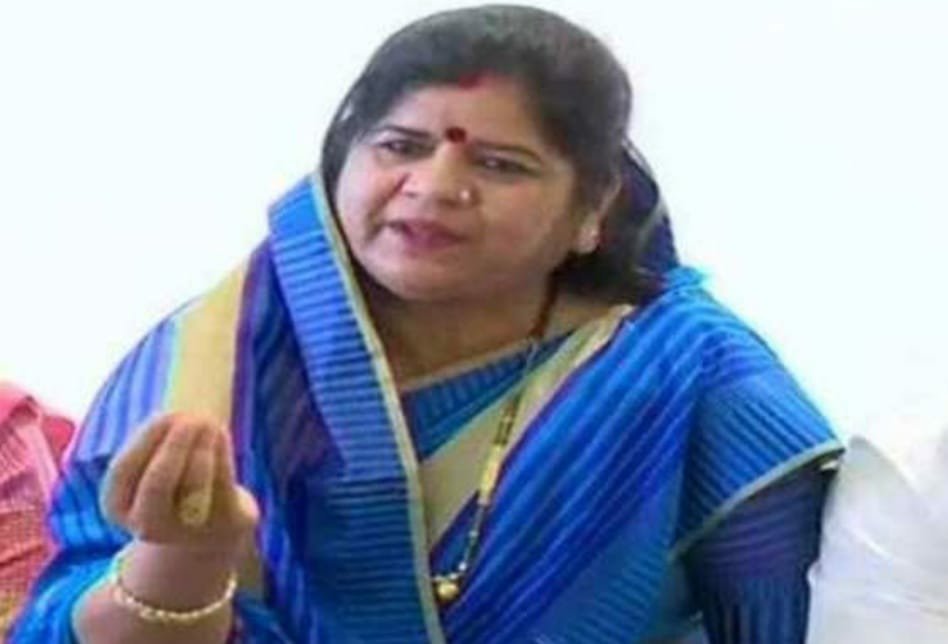 पूर्व मंत्री इमरती देवी ने वीडियो में अश्लीलता करने वालों पर दर्ज कराया मुकदमा 2 पूर्व मंत्री इमरती देवी ने वीडियो में अश्लीलता करने वालों पर दर्ज कराया मुकदमा | New India Times