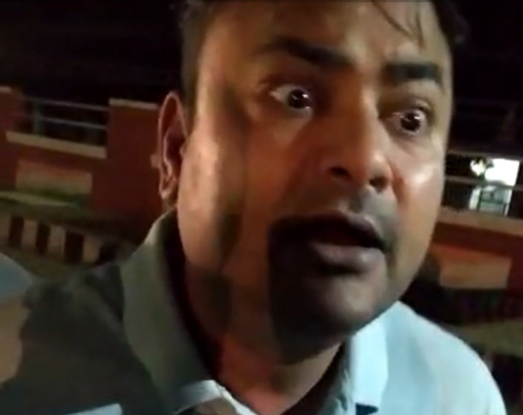 चेकिंग के दौरान पुलिसकर्मियों से अभद्रता कर शासकीय कार्य में बाधा डालने वाले वाहन चालक के विरुद्ध जहांगीराबाद पुलिस ने किया मामला दर्ज | New India Times