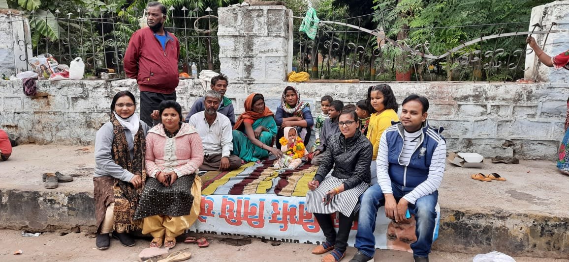 'नयी शुरुआत सोशल फाउंडेशन' ने मनाया एक वर्षीय बच्चे का जन्मदिन | New India Times