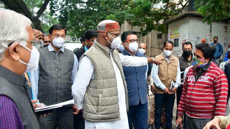 चिकित्सा एवं शिक्षा मंत्री विश्वास सारंग ने हमीदिया हॉस्पिटल का किया औचक निरक्षण | New India Times