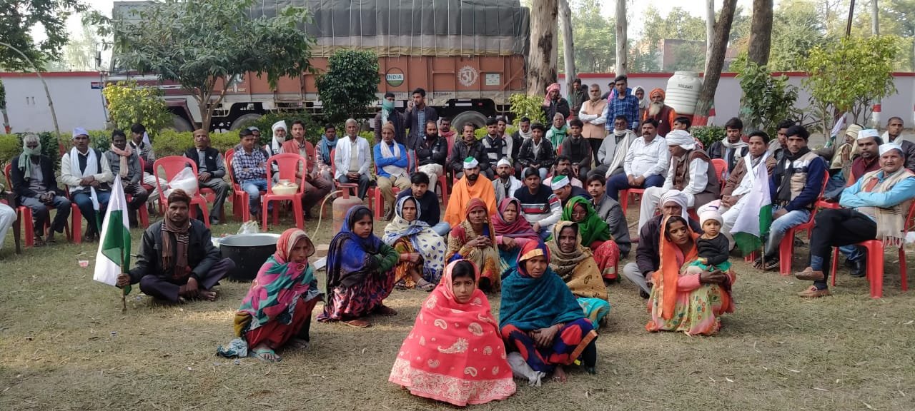 किसान नेता की गिरफ्तारी से नाराज सैकड़ों किसान पहुंचे कोतवाली | New India Times