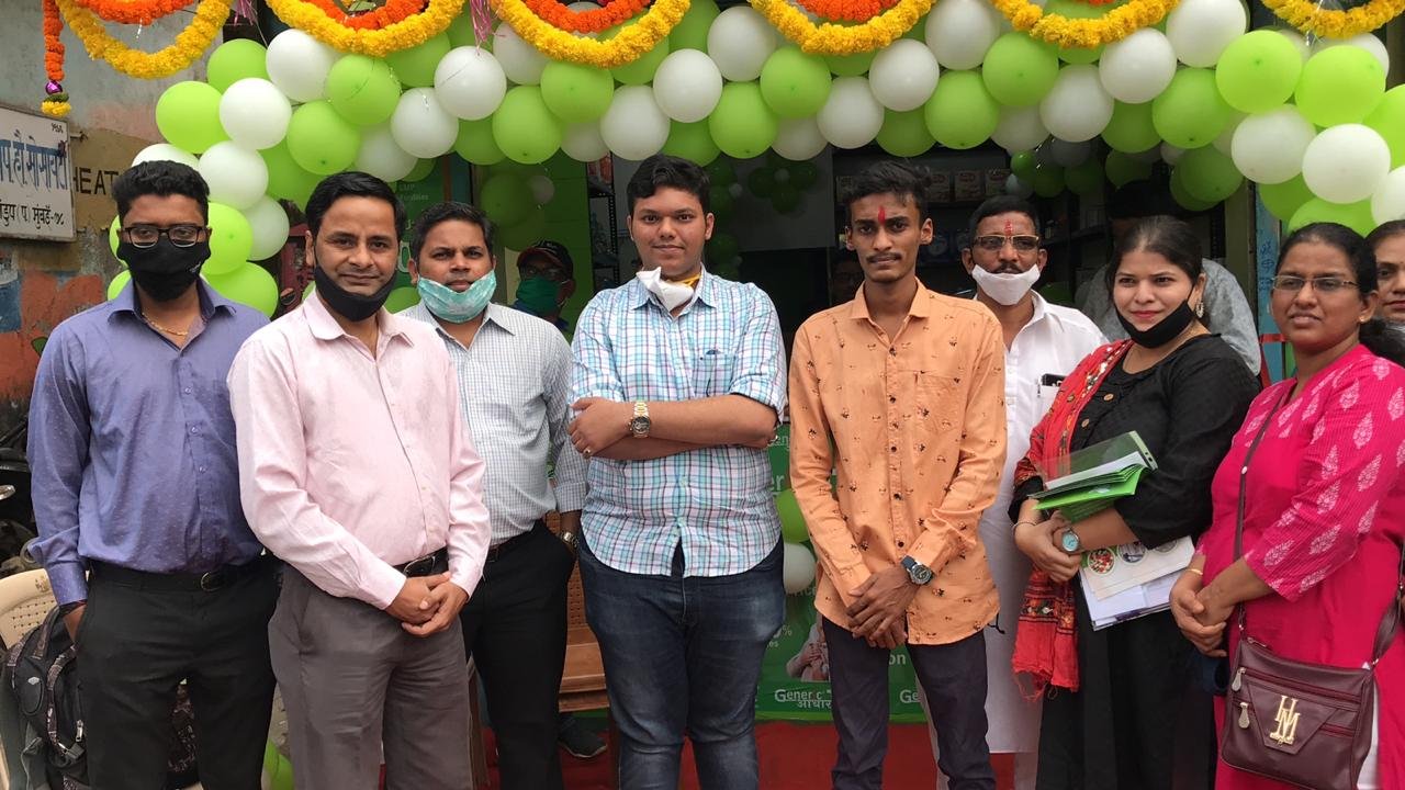 अर्जुन देशपांडे के स्टार्टअप कंपनी 'जेनेरिक आधार' ने भांडुप में अपने पहले आउटलेट का किया उद्घाटन | New India Times