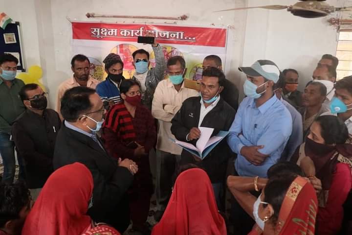 कलेक्टर धार श्री आलोक सिंह ने आज मनावर क्षेत्र का किया भ्रमण | New India Times