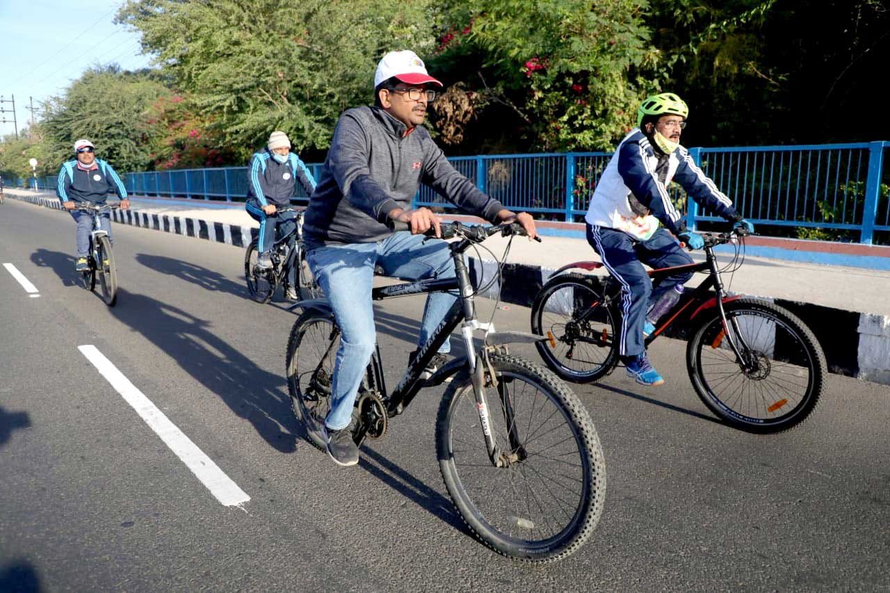 प्रत्येक व्यक्ति के लिए फिटनेस जरूरी: पुलिस महानिदेशक विवेक जौहरी | New India Times