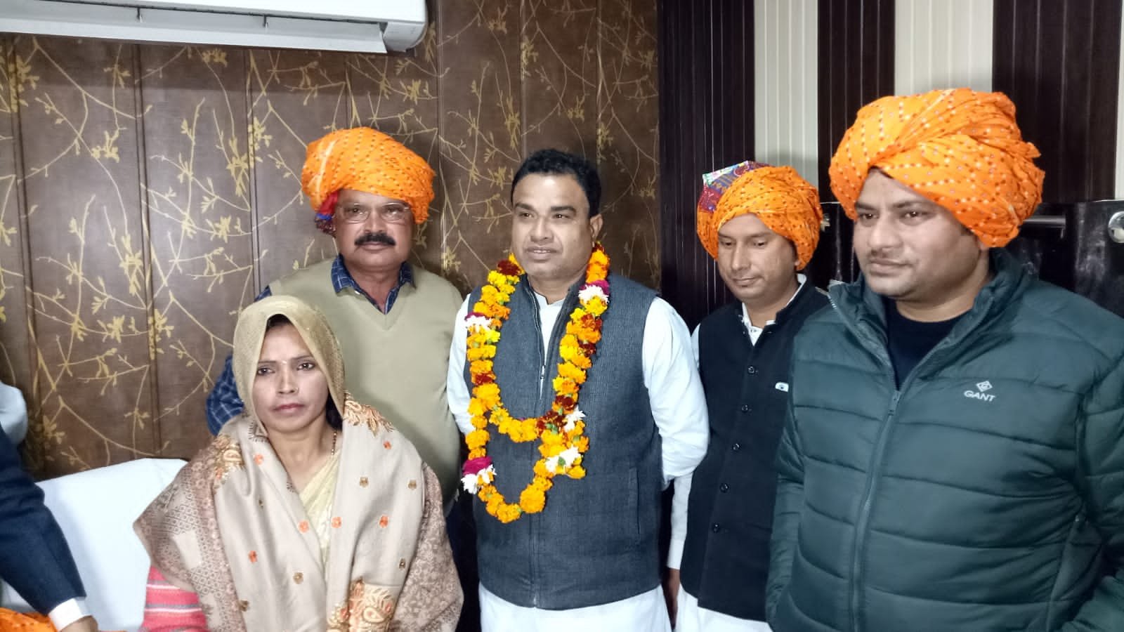 नगर पालिका बाड़ी के नवनिर्वाचित अध्यक्ष श्रीमती कमलेश देवी ने किया पद भार ग्रहण | New India Times