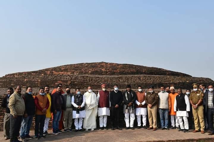 जनपद स्थापना दिवस पर सांसद श्री जगदम्बिका पाल समेत कई भाजपा नेताओं ने किया गौतमबुद्ध को नमन | New India Times