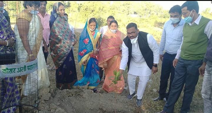 नि:शुल्क सिलाई प्रशिक्षण का हुआ शुभारंभ, कौसर अली फाउंडेशन महिलाओं दे रहा है प्रशिक्षण | New India Times