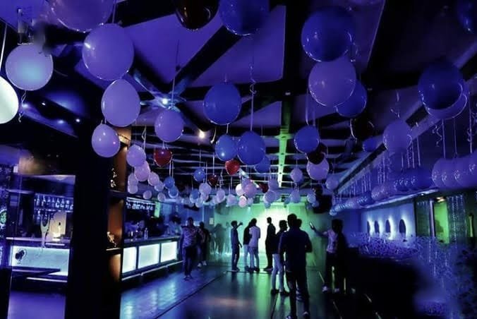 ग्वालियर शहर में नए साल पर होटल- रेस्टोरेंट में बिना लायसेंस दारू पार्टी हुई तो होगा मुकदमा दर्ज | New India Times