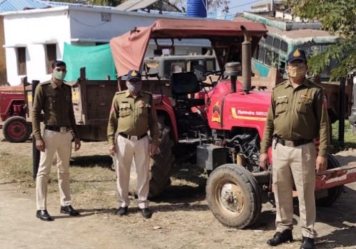 थाना जुन्नारदेव पुलिस ने बिना रॉयल्टी के अवैध रेत परिवहन करते हुए ट्रैक्टर-ट्राली के साथ चालक को किया गिरफ्तार | New India Times