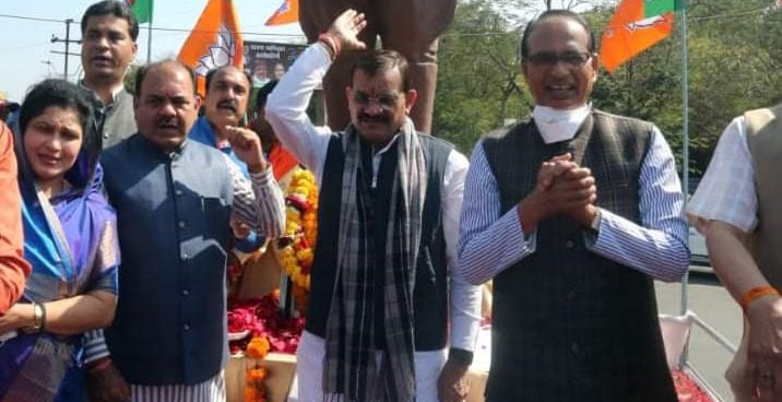 हर साल 5 विद्यार्थियों को मिलेगा नेताजी सुभाष चन्द्र बोस पराक्रम पुरस्कार: मुख्यमंत्री | New India Times