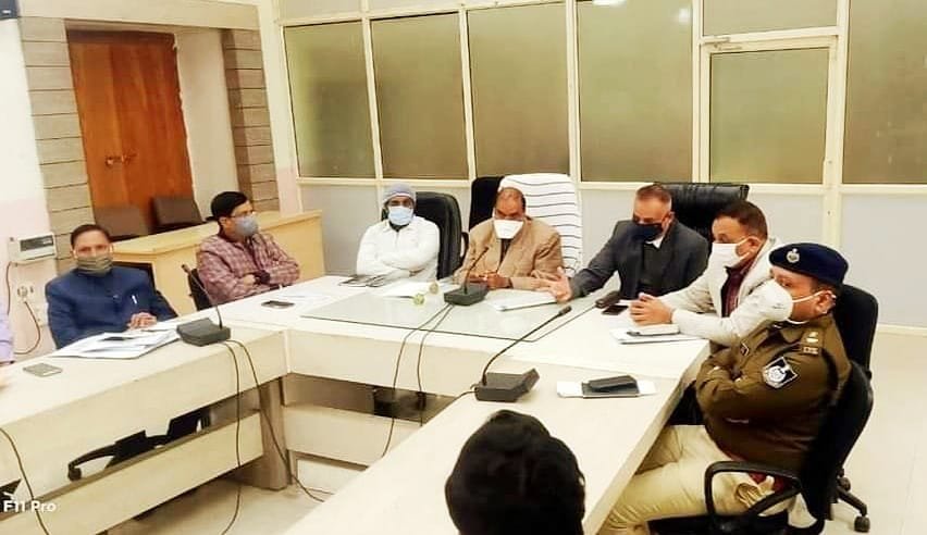 ग्वालियर-चंबल संभाग में रेत वाहनों की चेकिंग अब निर्धारित चेक प्वॉइंट पर ही होगी: आशीष सक्सेना | New India Times