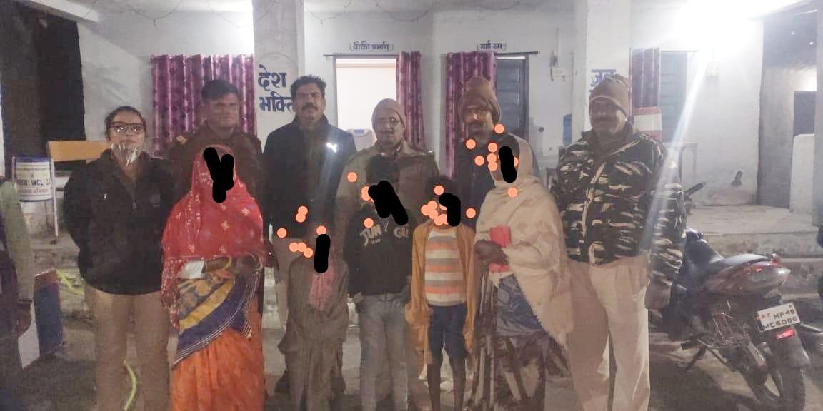 तीन नाबालिग बच्चों के गायब होने की आशंका को देखते हुए पुलिस ने दिखाई तत्परता, बच्चों को बरामद कर परिजनों को सौंपा | New India Times