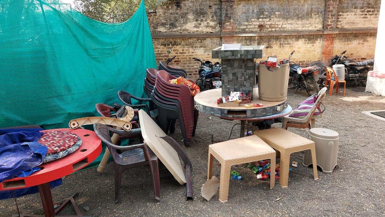 जुआ खेलते हुए 12 जुआरी गिरफ्तार | New India Times