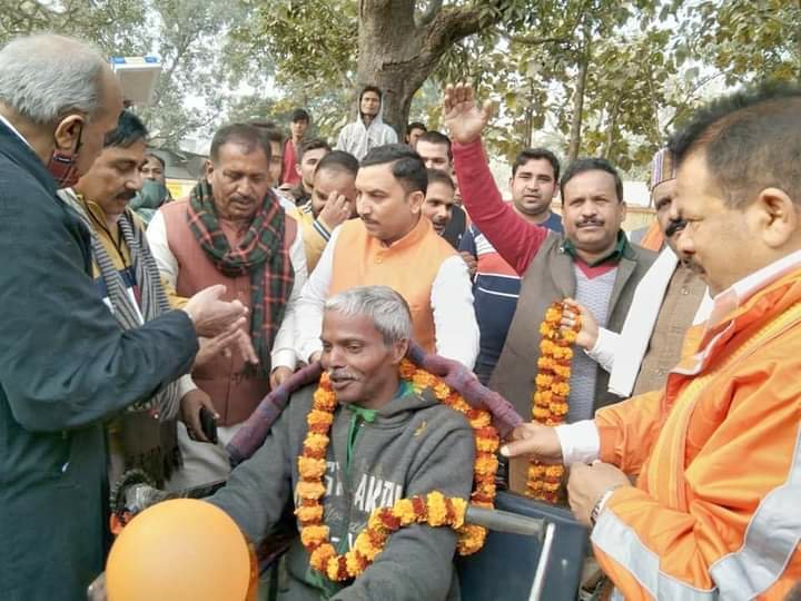 जिंदगी को गाड़ी की रफ्तार देंगे दिव्यांग: दिव्यांगजन सशक्तिकरण विभाग ने डुमरियागंज सांसद जगदंबिका पाल की उपस्थित में 1148 दिव्यागों को प्रदान किये सहायक उपकरण 3 जिंदगी को गाड़ी की रफ्तार देंगे दिव्यांग: दिव्यांगजन सशक्तिकरण विभाग ने डुमरियागंज सांसद जगदंबिका पाल की उपस्थित में 1148 दिव्यागों को प्रदान किये सहायक उपकरण | New India Times