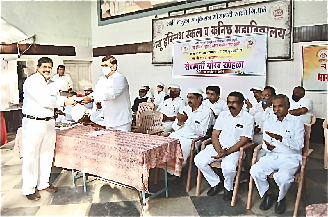 प्रो.राजेंद्र अग्रवाल बने न्यू इंग्लिश स्कूल जूनियर कॉलेज के प्राचार्य | New India Times