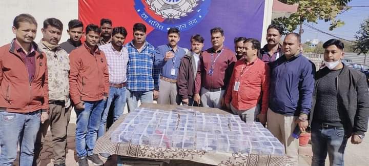 भोपाल क्राइम ब्रांच ने ढाई दर्जन अवैध हथियार व कारतूस समेत 8 आरोपियों को किया गिरफतार | New India Times