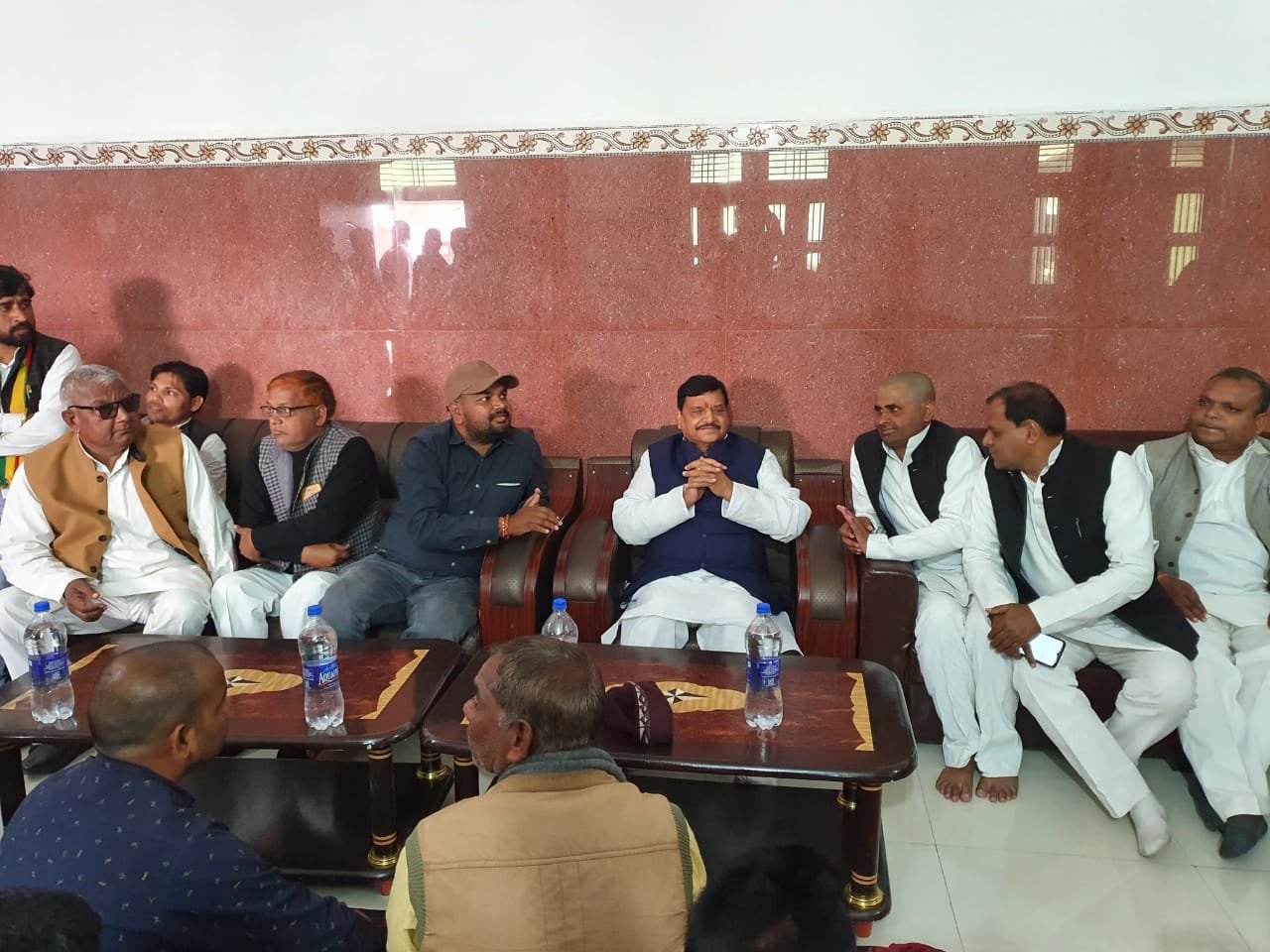 कुछ लोग नहीं चाहते कि परिवार एक हो, अखिलेश से गठबन्धन को बिना शर्त तैयार: शिवपाल सिंह यादव | New India Times