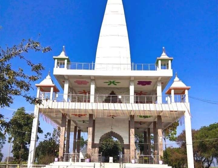 बागपत जिले मेें स्थित है प्राचीन प्रसिद्ध सर्प देवता का मन्दिर, हर वर्ष उत्तर भारत के विभिन्न राज्यों से लाखों की संख्या में पहुंचते हैं श्रद्धालु | New India Times